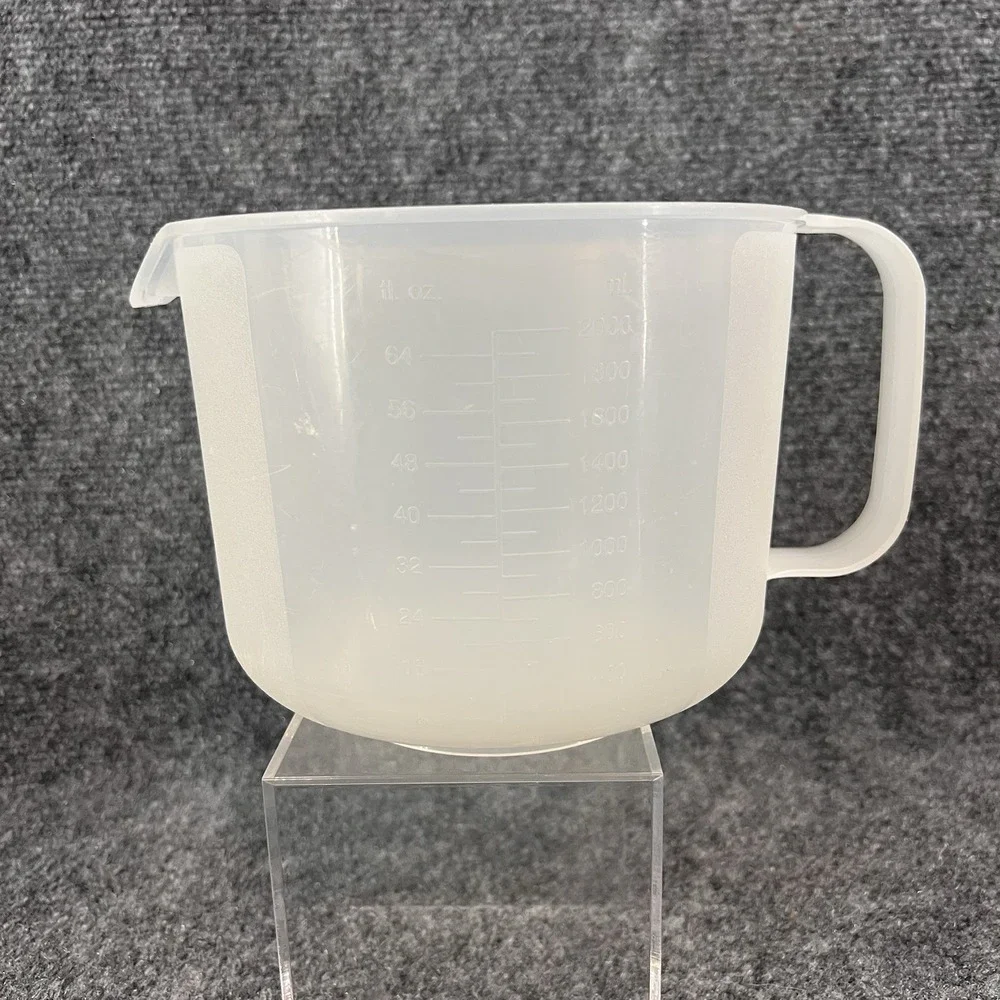 Tupperware 8 Cup Pitcher Batter Bowl Mix N Store 1629E NO LID 64 oz